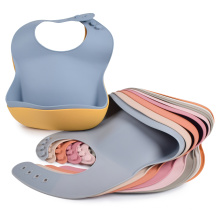 Baberos de silicona para bebés con impresión personalizada sin BPA, colector de alimentos a prueba de agua, babero de silicona para bebés al por mayor